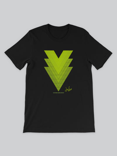 Maglietta a maniche corte da uomo - donna, 100% cotone di alta qualità, eco friendly. T Shirt in versione bianca con stampa colorata personalizzata incentrata sull’essenza, significato, personalità, psicologia, e proprietà del colore verde oliva, sugli stimoli prodotti a livello emotivo ed energetico vibrazionale.